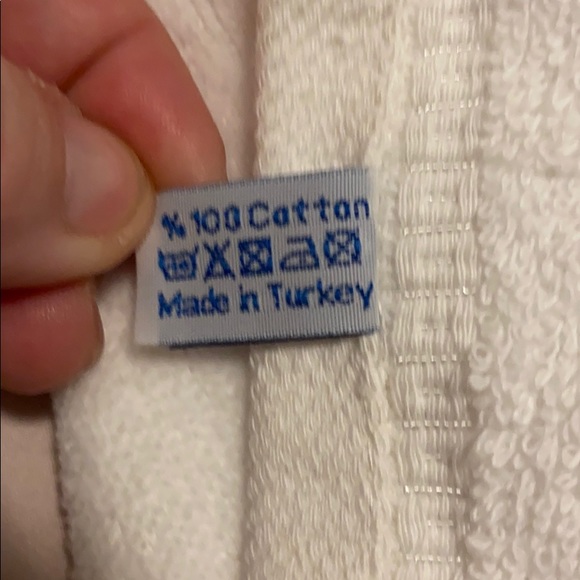 “Rebecca” towel  from Turkey - Picture 6 of 6